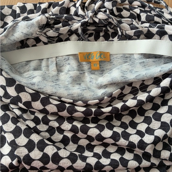 VRG Girl Don't Look Back Black & White Geometric Pattern Dress 10 - Picture 12 of 16